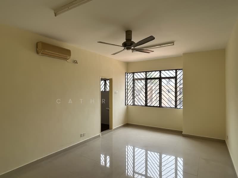 Rumah Teres 3 Tingkat untuk Disewa di Serdang (Seri Kembangan) - Cathrine Lin - Interior - PropertyGuru.com.my