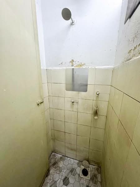 Apartment for Sale at Cendana Apartment - Abid Sabarudin - Bathroom - PropertyGuru.com.my