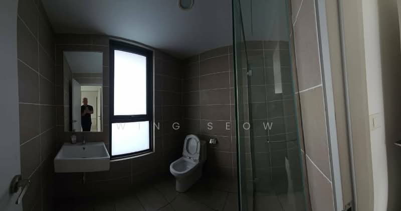 Servis Apartment untuk Disewa di D'sara Sentral - Wing Seow - Bathroom - PropertyGuru.com.my