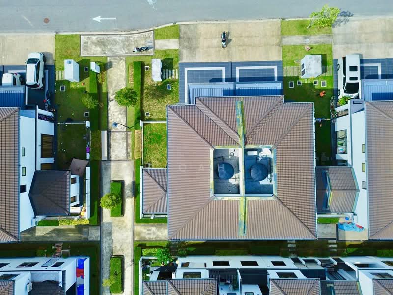 Rumah Teres 2 Tingkat untuk Dijual di Eco Grandeur (Puncak Alam) - Afiqah . - Exterior - PropertyGuru.com.my