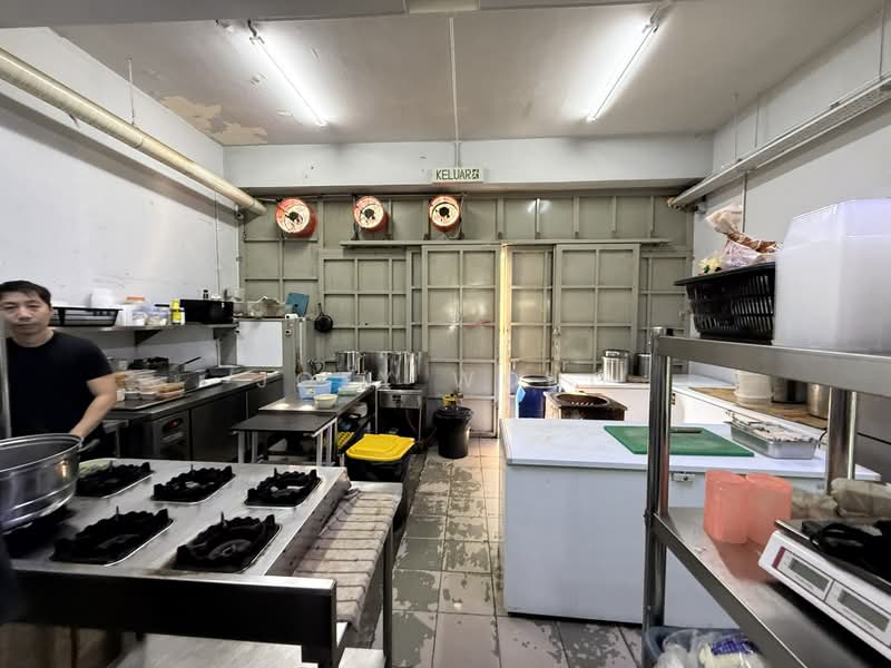 Shop for Rent in Usj 21 (Subang Jaya) - Joey Wong - Kitchen - PropertyGuru.com.my