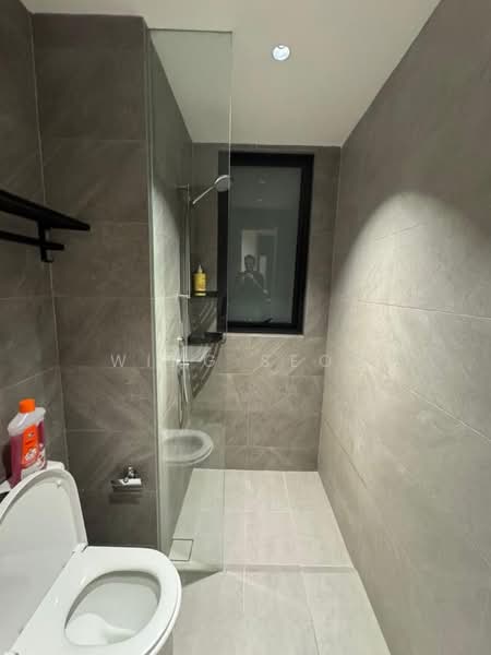 Servis Apartment untuk Disewa di Quinn Residence - Wing Seow - Bathroom - PropertyGuru.com.my