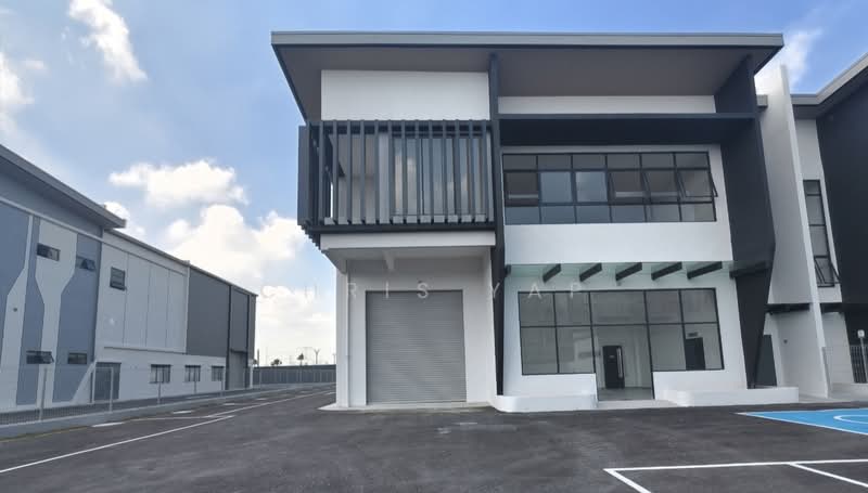 Semi-D Factory for Rent in Sepang (Selangor) - Chris Yap - Exterior - PropertyGuru.com.my