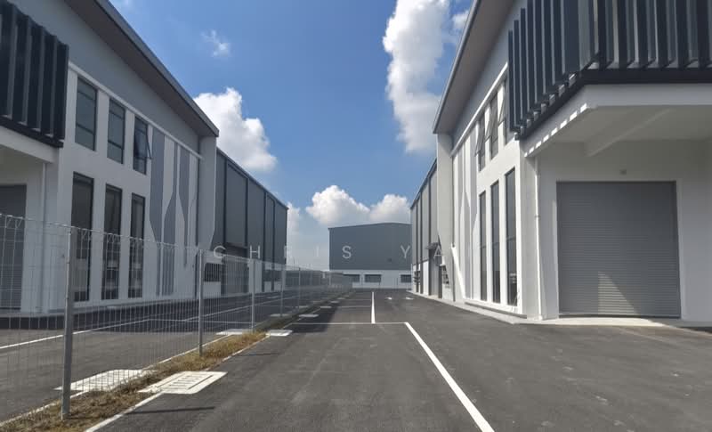 Semi-D Factory for Rent in Sepang (Selangor) - Chris Yap - Exterior - PropertyGuru.com.my