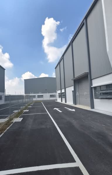 Semi-D Factory for Rent in Sepang (Selangor) - Chris Yap - Exterior - PropertyGuru.com.my