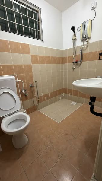2-storey Terraced House for Rent in Ipoh (Perak) - Justine Chin - Bathroom - PropertyGuru.com.my