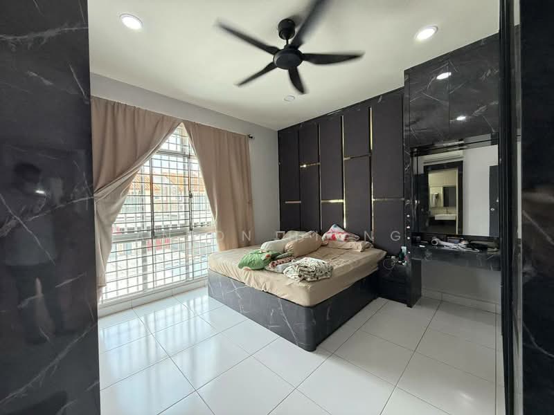 Rumah Teres untuk Dijual di Mutiara Rini (Skudai) - Anson Hiong - Bedroom - PropertyGuru.com.my