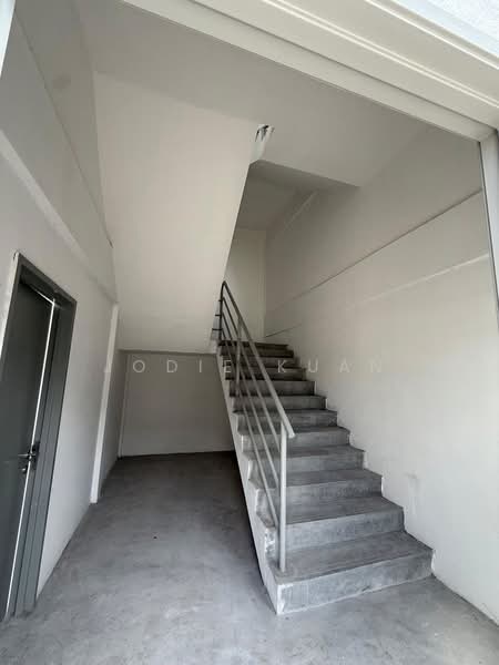 Semi-D Factory for Rent in Ipoh (Perak) - Jodie Kuan - Entrance - PropertyGuru.com.my