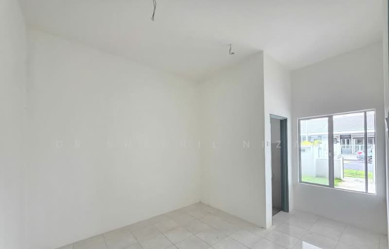 1-storey Terraced House for Sale in Sabak Bernam (Selangor) - Dr Shahril Nizam - Interior - PropertyGuru.com.my