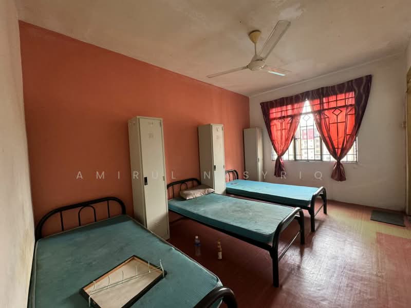 Apartment for Sale at Mentari Court - Amirul Nasyriq - Bedroom - PropertyGuru.com.my