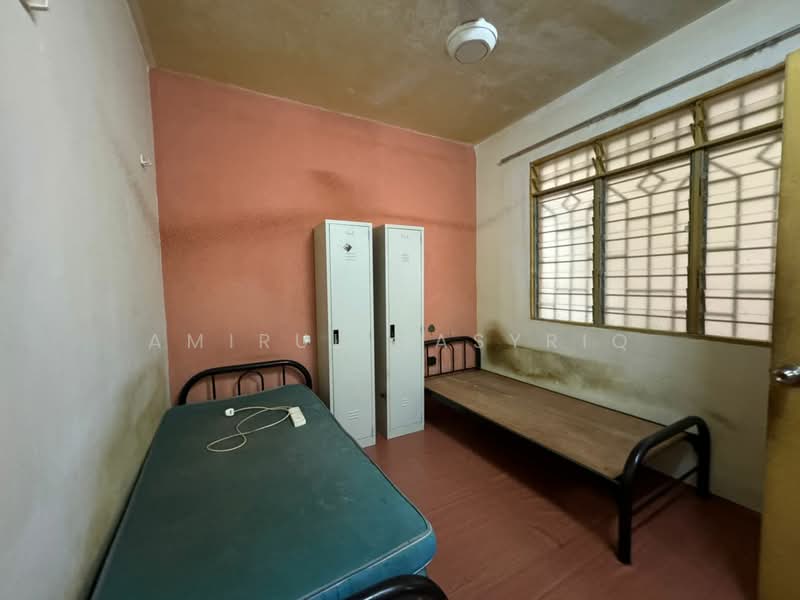 Apartment for Sale at Mentari Court - Amirul Nasyriq - Bedroom - PropertyGuru.com.my