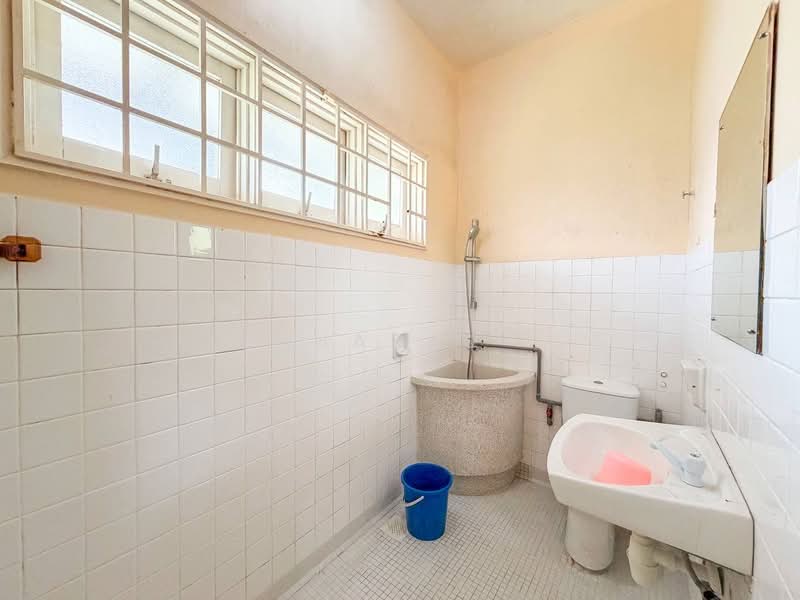 Bungalow for Sale in Kelana Jaya (Petaling Jaya) - Loharaj . - PropertyGuru.com.my