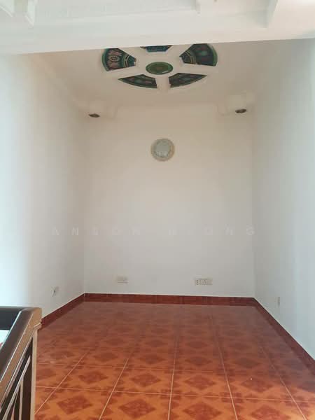 For Rent - Jalan Indah 19 Bukit Indah