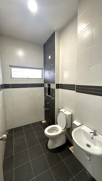 2-storey Terraced House for Sale in Horizon Hills (Iskandar Puteri (Nusajaya)) - Daniel Yong - Bathroom - PropertyGuru.com.my