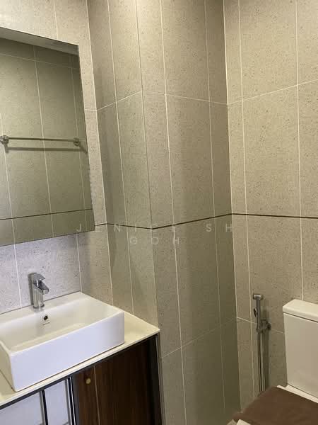Servis Apartment untuk Disewa di Millerz Square Serviced Residence - Jenice SH Goh - Bathroom - PropertyGuru.com.my