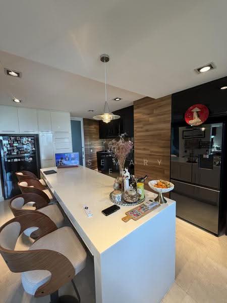 Condominium for Sale at Kiaramas Ayuria - Rosemary Lee - Kitchen - PropertyGuru.com.my