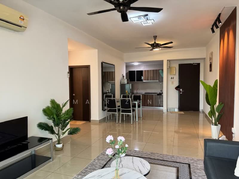 Servis Apartment untuk Dijual di D'Secret Garden (Pangsapuri Kempas Indah) - UMAIR ZANIL - Living Room - PropertyGuru.com.my