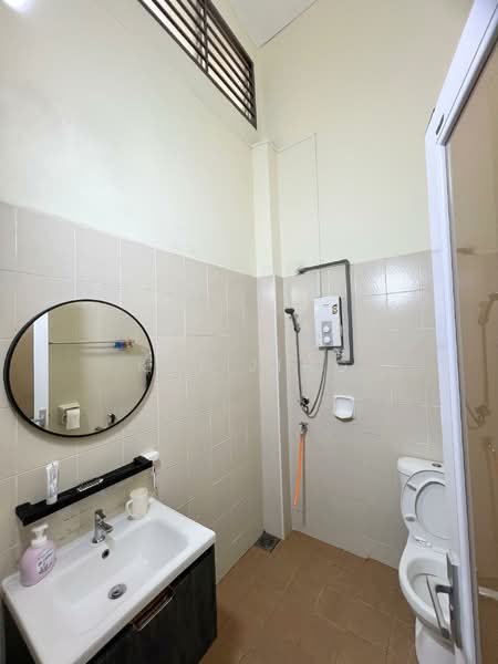 Rumah Teres 1 Tingkat untuk Dijual di Skudai (Johor) - Kai Jing - Bathroom - PropertyGuru.com.my