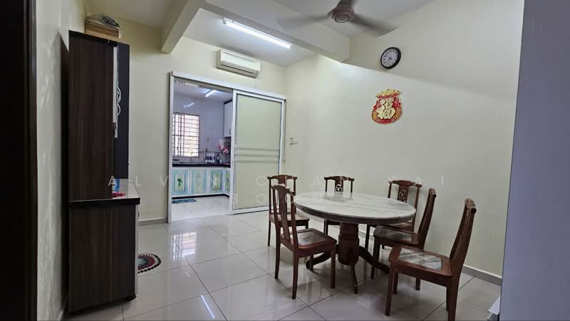 1-storey Terraced House for Sale in Ayer Keroh (Melaka) - Alvin Chan Kai Boon - Dining Room - PropertyGuru.com.my