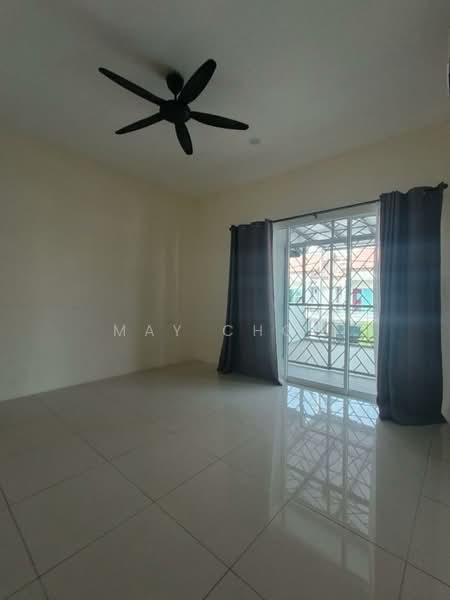 Rumah Teres 2 Tingkat untuk Dijual di Bandar Tasek Mutiara (Simpang Ampat) - May Choo - Living Room - PropertyGuru.com.my