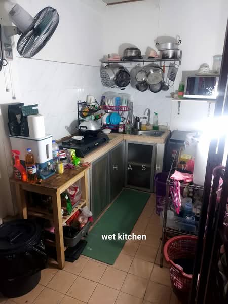 2-storey Terraced House for Sale in Alam Damai (Cheras) - Nafis Hashim - Kitchen - PropertyGuru.com.my