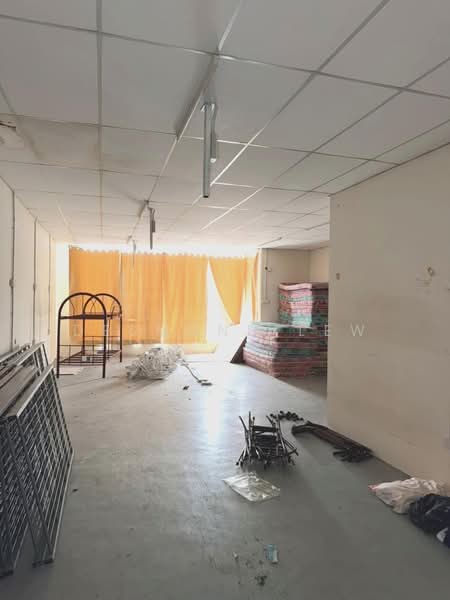Shop / Office for Rent in Taman Ungku Tun Aminah (Skudai) - Desmond Lew - Interior - PropertyGuru.com.my