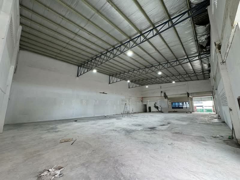 Semi-D Factory for Rent in Taman Perindustrian Cemerlang (Ulu Tiram) - Jermain Tee - Interior - PropertyGuru.com.my