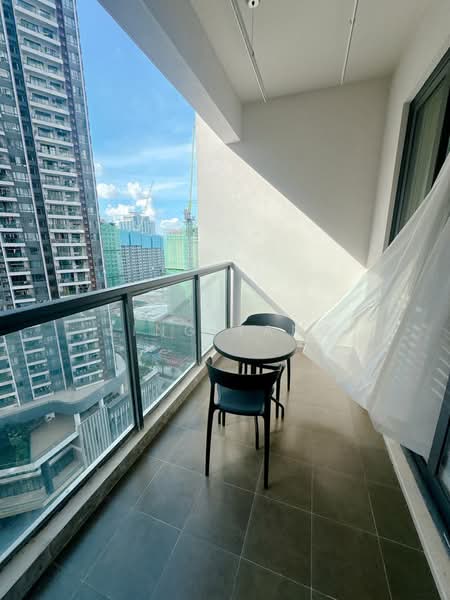 Kondominium untuk Dijual di R&F Princess Cove Phase 2-Seine Region - Jing Tang - Balcony - PropertyGuru.com.my