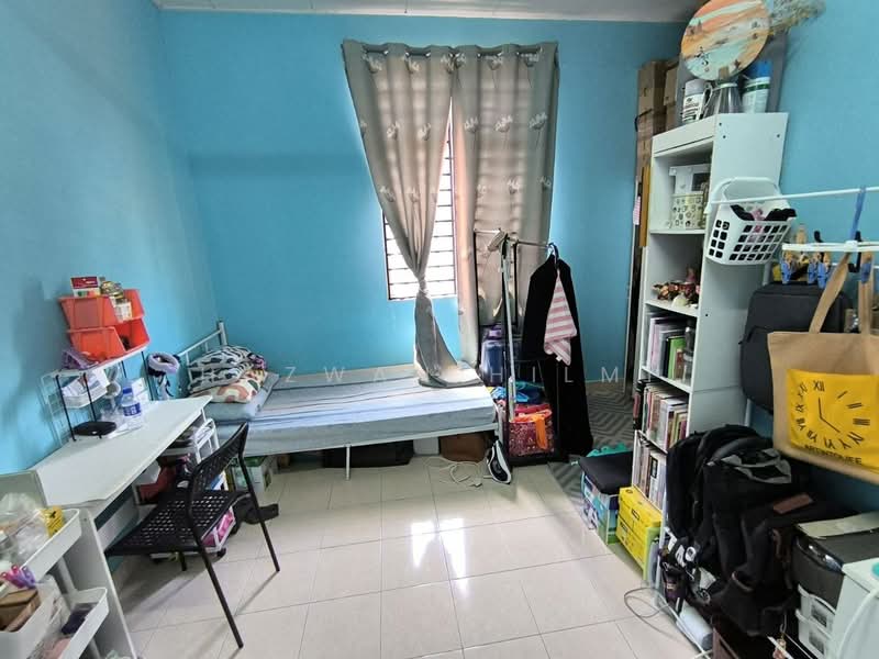 Townhouse for Sale in Sungai Buloh (Selangor) - Hazwan Hilmi - Bedroom - PropertyGuru.com.my