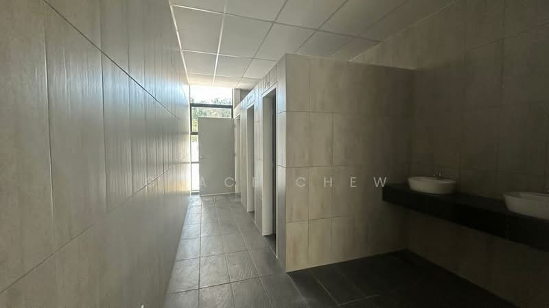 Kilang untuk Disewa di Ulu Tiram (Johor) - Grace Chew - Bathroom - PropertyGuru.com.my