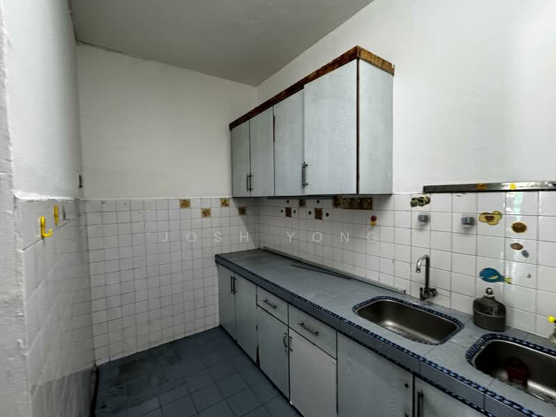 Apartment for Rent at Greenview Apartment - Josh Yong - Kitchen - PropertyGuru.com.my