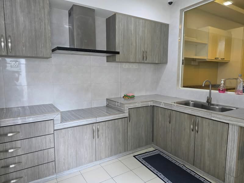 Rumah Teres 2 Tingkat untuk Dijual di D'Kayangan (Shah Alam) - Joseph Chan - Kitchen - PropertyGuru.com.my