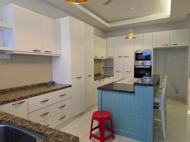 Rumah Teres 2 Tingkat untuk Dijual di Seksyen 13 (Shah Alam) - Joseph Chan - Kitchen - PropertyGuru.com.my