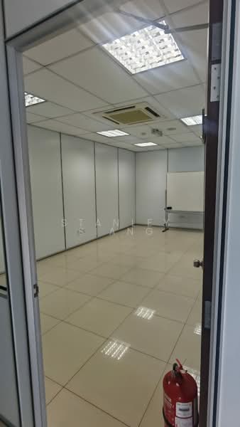 Semi-D Factory for Rent in Pekan Nanas (Johor) - Stanley Siang - Interior - PropertyGuru.com.my