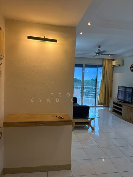 Condominium for Rent at Gold Coast Resort Condominium - Teoh Syndicate - Living Room - PropertyGuru.com.my