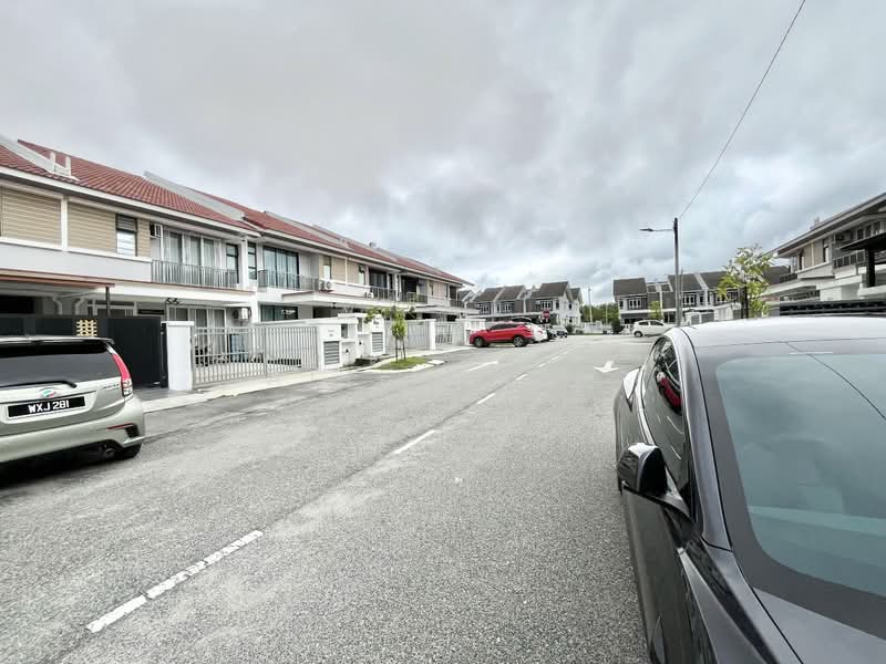 Rumah Teres 2 Tingkat untuk Dijual di Batu Arang (Selangor) - Alif Saad - Exterior - PropertyGuru.com.my