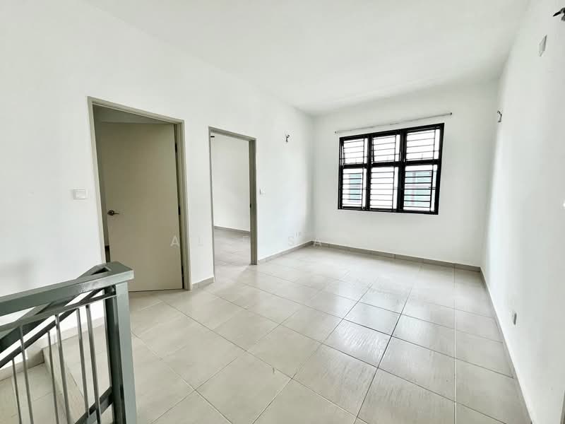Rumah Teres 2 Tingkat untuk Dijual di Batu Arang (Selangor) - Alif Saad - PropertyGuru.com.my