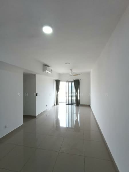 Servis Apartment untuk Disewa di M Arisa - Sherry Chang - Living Room - PropertyGuru.com.my