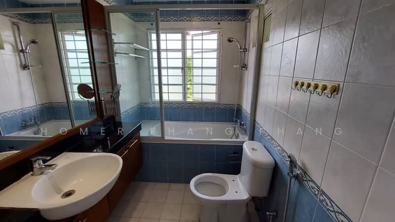 2-storey Terraced House for Rent in SS 21, Damansara Utama (Petaling Jaya) - Homer Phang Phang - Bathroom - PropertyGuru.com.my