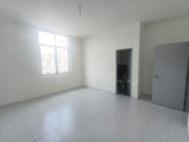2-storey Terraced House for Sale in Taman Bestari Perdana (Pasir Gudang) - Liew Vun Hau - Interior - PropertyGuru.com.my