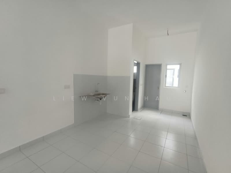 2-storey Terraced House for Sale in Taman Bestari Perdana (Pasir Gudang) - Liew Vun Hau - Kitchen - PropertyGuru.com.my