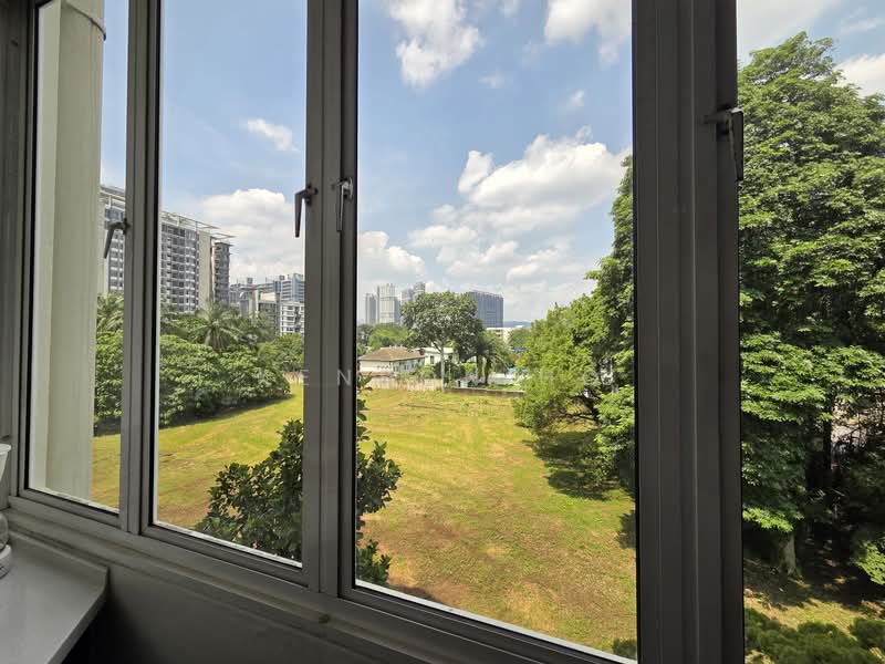 Kondominium untuk Dijual di Wickham Manor - Kenson Ho - View - PropertyGuru.com.my