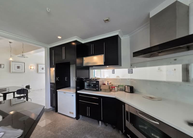 Kondominium untuk Dijual di Wickham Manor - Kenson Ho - Kitchen - PropertyGuru.com.my