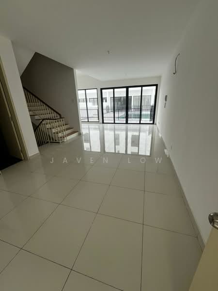 4-storey Terraced House for Sale in Damansara Perdana (Selangor) - Javen Low - Living Room - PropertyGuru.com.my