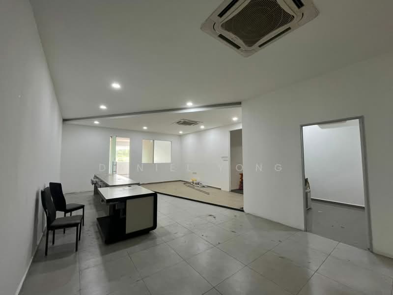 Shop for Rent in Setia Tropika (Johor Bahru) - Daniel Yong - Interior - PropertyGuru.com.my