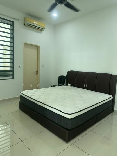 2-storey Terraced House for Rent in Bandar Sri Sendayan (Negeri Sembilan) - Ong Jia Hui - Bedroom - PropertyGuru.com.my