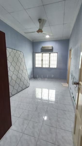 Rumah Teres 2 Tingkat untuk Dijual di Garden Avenue (Seremban 2) - Philip Goh - Bedroom - PropertyGuru.com.my