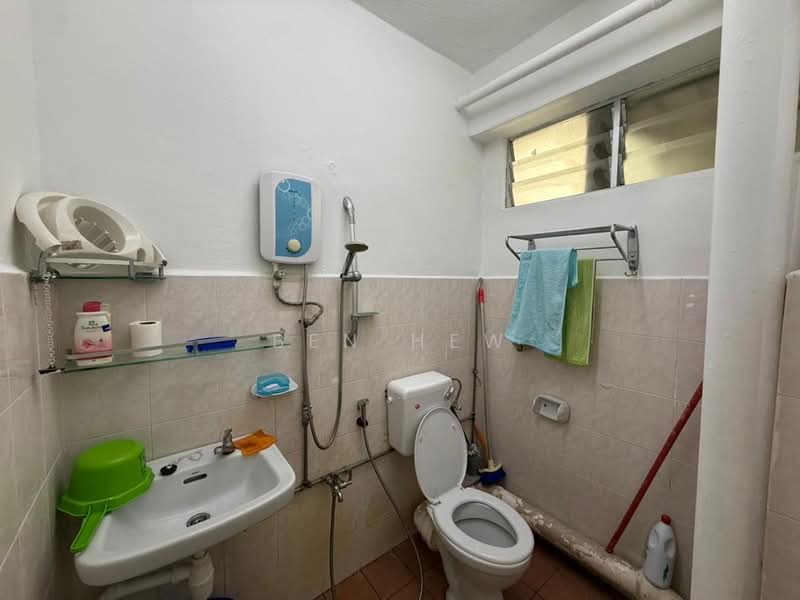 Pangsapuri untuk Dijual di Taman Kang Har Tong - Ben Hew - PropertyGuru.com.my