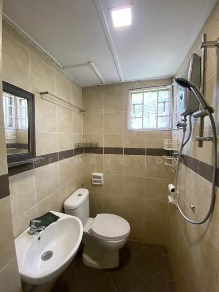 Townhouse for Rent in Bukit Jalil (Kuala Lumpur) - Desmond Low - Bathroom - PropertyGuru.com.my