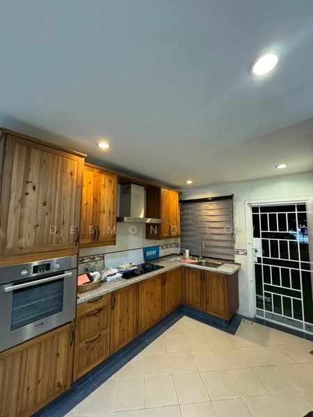 Townhouse for Rent in Bukit Jalil (Kuala Lumpur) - Desmond Low - Kitchen - PropertyGuru.com.my